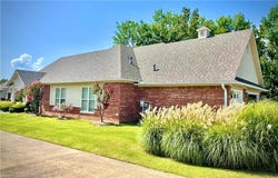 49 Stonegate CT, Fort Smith, AR 72916