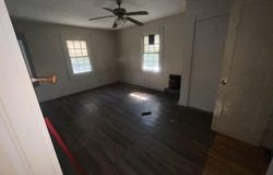 1302 STROUD AVENUE, GADSDEN, AL 35903