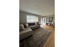 1502 Whitewood Dr, Crafton Heights, PA 15220