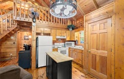726 Cherry Lake Drive, Blue Ridge, GA 30513