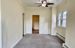215 6th St S, Virginia, MN 55792