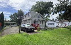 20 Diven St, Springfield Twp., NJ 07081-2814