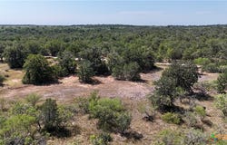CR 426, Waelder, TX 78959
