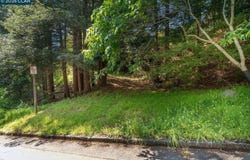 Crown, Kentfield, CA 94904