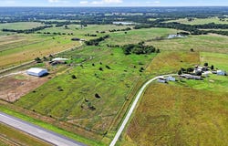 W US Highway 82, Savoy, TX 75479