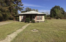 206 Lynch, New Boston, TX 75770
