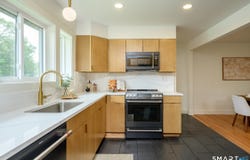 88 Grand View Terrace, Brooklyn, CT 06234