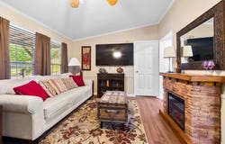 52 Delta Ln, Sylva, NC 28779