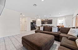 3541 E Laura Avenue, Visalia, CA 93292