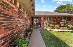 1533 Saber Lane, Weatherford, OK 73096