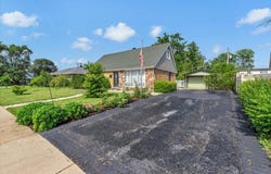 8901 Southfield Drive, Bridgeview, IL 60455