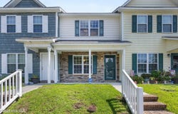 27 E Doris Avenue, Jacksonville, NC 28540