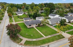 483 Myra Drive, Chardon, OH 44024