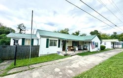 1003 County Road 2, Chesapeake, OH 45619