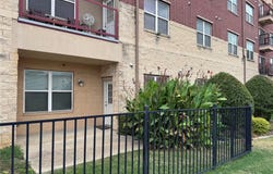 1100 W Trinity Mills Road, Carrollton, TX 75006