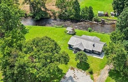 241 E Deep Creek, Bryson City, NC 28713