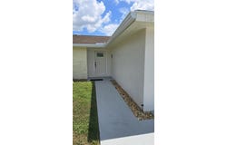 118 CAMBRIDGE Lane, Royal Palm Beach, FL 33411