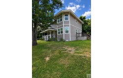 615 E Browning St., DeKalb, TX 75559