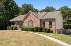 6621 RED LEAF LANE, HUEYTOWN, AL 35023