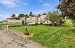 1316 MAPLEHURST DR, Somerset, PA 15501