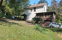 59 SEIK Road, Coolbaugh Twp, PA 15301