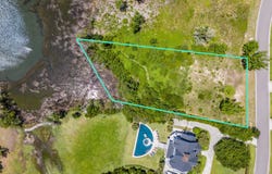 E Windward Landing Place, Hampstead, NC 28443