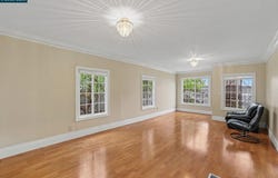 2616 73rd Ave, Oakland, CA 94605
