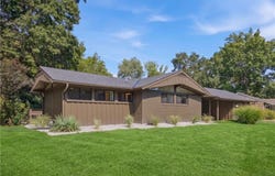 7725 Lamar Avenue, Prairie Village, KS 66208