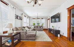 7 Coolidge St, Dartmouth, MA 02748