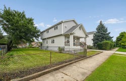 5436 S 73rd Court, Summit, IL 60501