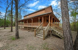 364 Split Shot Circle, Broken Bow, OK 74728