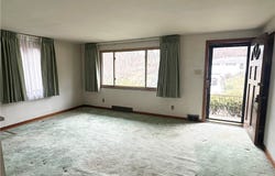 169 Cherrydell Dr, Pittsburgh, PA 15220