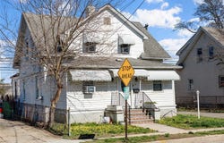 236 Maple Place, Mineola, NY 11501