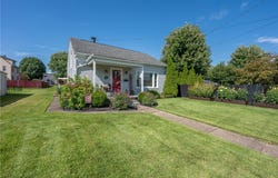 132 E 2nd Ave, Latrobe, PA 15650
