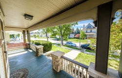 1574 S 79th St, West Allis, WI 53214