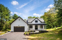 11015 EGGBORNSVILLE, RIXEYVILLE, VA 22737