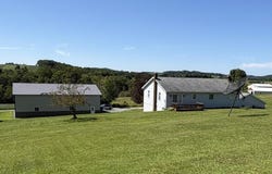 2149 Dutch Road, Loretto, PA 15940