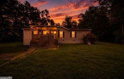 281 Possum Point Drive, Eatonton, GA 31024