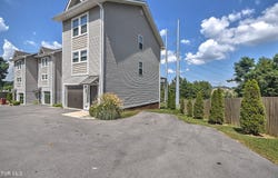 2802 W Walnut Street, Johnson City, TN 37604