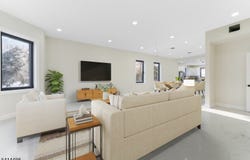 703 3Rd St, Secaucus Town, NJ 07094-3130