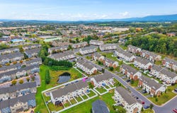 380 TANZANITE DR, HARRISONBURG, VA 22801