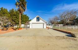 5849 E Avenue T8, Palmdale, CA 93552