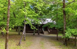 22 E G. Lane, Broken Bow, OK 74728