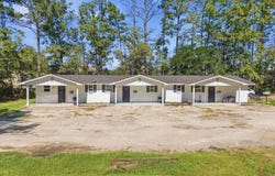 125 Tigers Den Lane, Moncks Corner, SC 29461