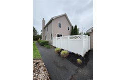 38 Hallock Avenue, Smithtown, NY 11787