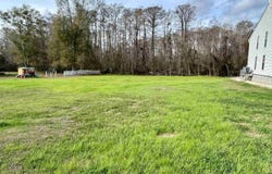 26265 Riverscape Dr, Springfield, LA 70462