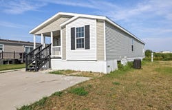803 Frontier Lane, Stanley, ND 58784