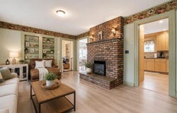 91 Rockaway Avenue, Rockville Centre, NY 11570