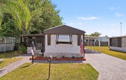 70 Los Palms Dr., Auburndale, FL 33823