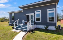 804 Cherry Drive, Groesbeck, TX 76642